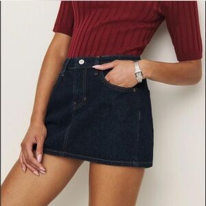 Reformation Hazel Low Rise Denim Mini Skirt Blue - Size 25